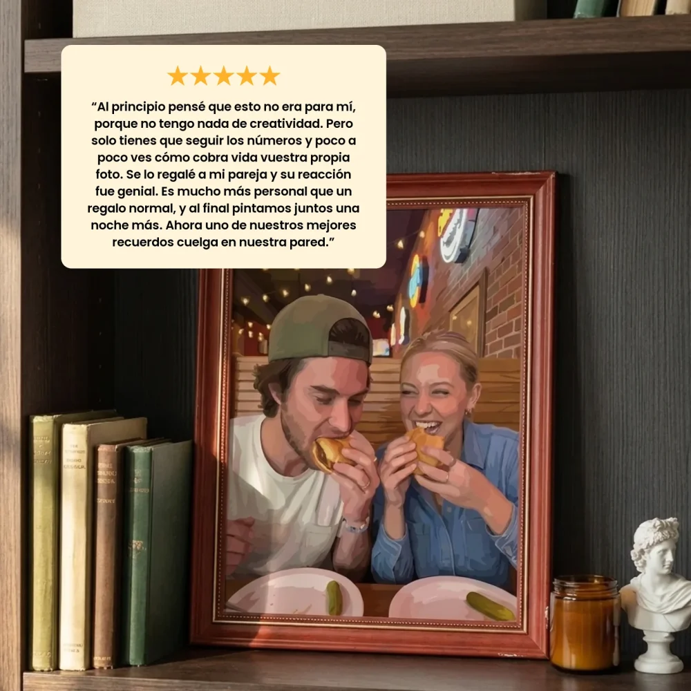 Cuadro por números personalizado de una pareja comiendo hamburguesas con una opinión de cliente